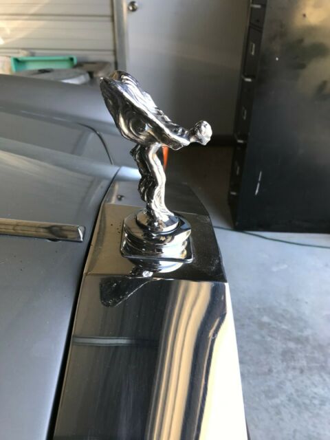 Rolls-Royce Silver Shadow 1974 image number 22