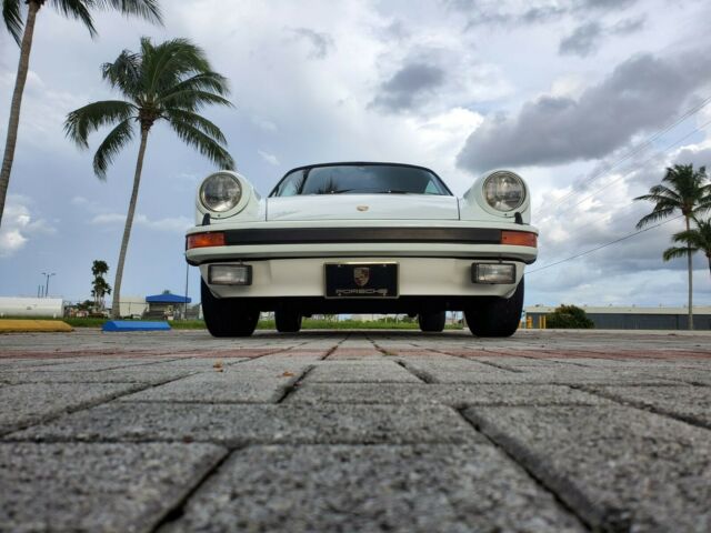 Porsche 911 1976 image number 8