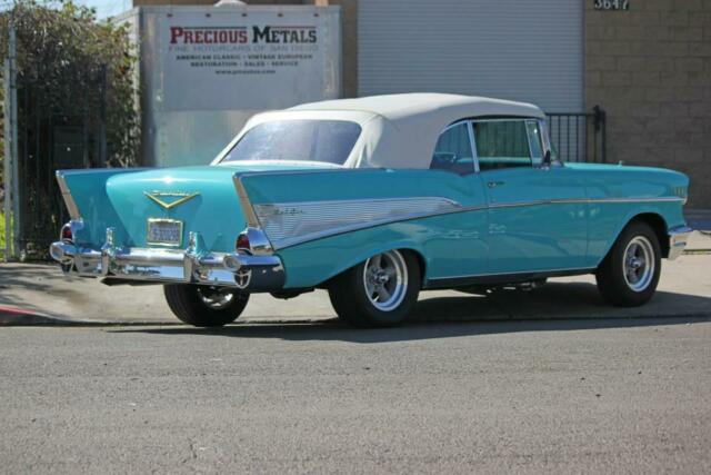 Chevrolet Bel Air/150/210 1957 image number 20