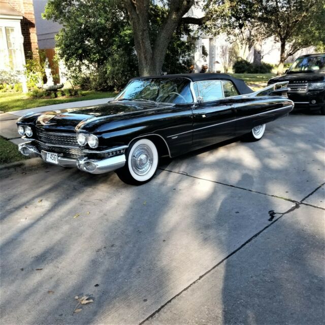 Cadillac DeVille 1959 image number 2