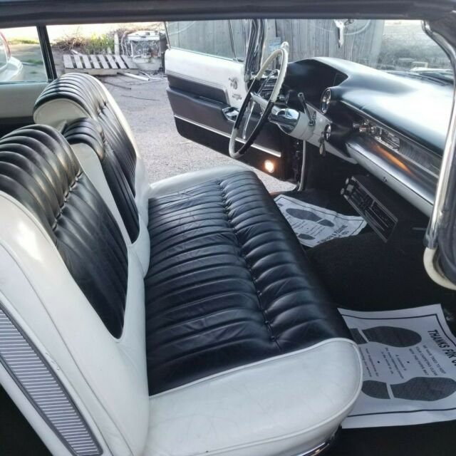 Cadillac DeVille 1959 image number 30