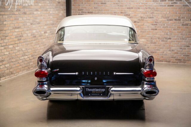 Pontiac Star Chief 1957 image number 2