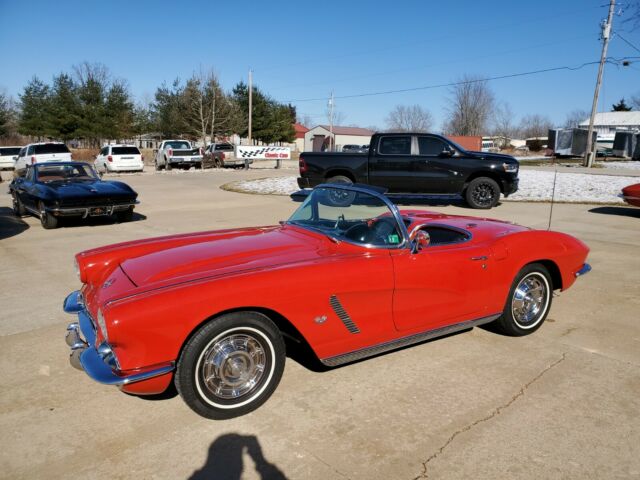 Chevrolet Corvette 1962 image number 12