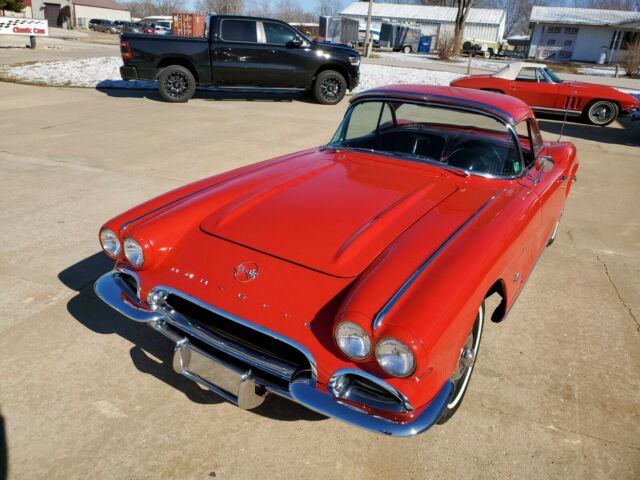 Chevrolet Corvette 1962 image number 2