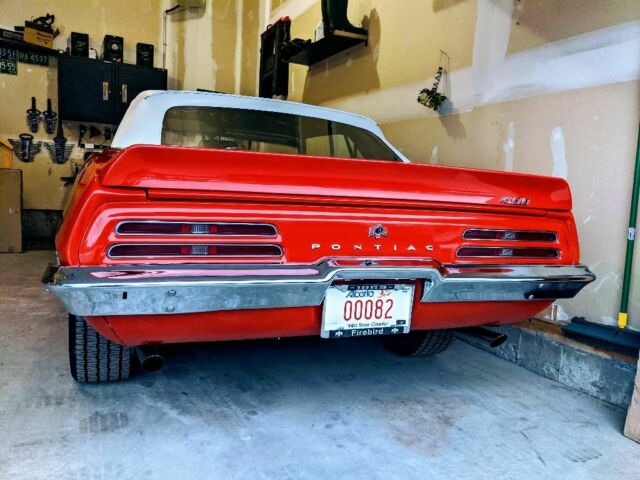 Pontiac Firebird 1969 image number 1