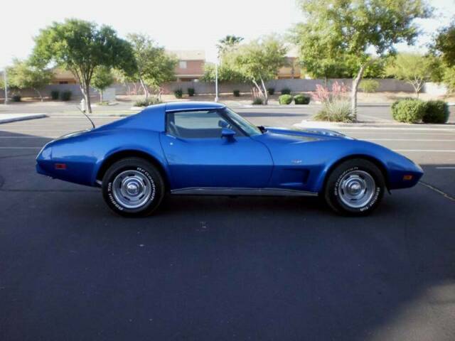 Chevrolet Corvette 1977 image number 16