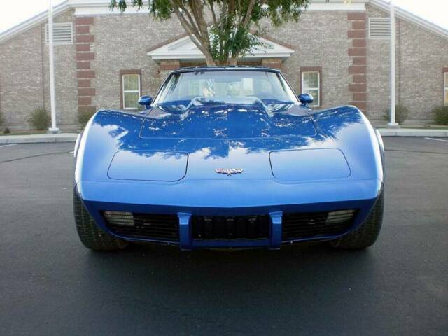 Chevrolet Corvette 1977 image number 20