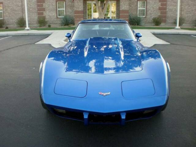 Chevrolet Corvette 1977 image number 31