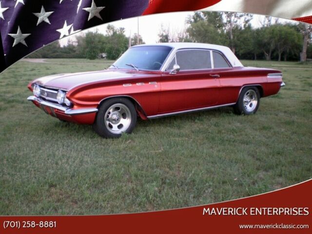 Buick Skylark 1961 image number 1