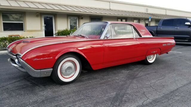 Ford Thunderbird 1962 image number 6
