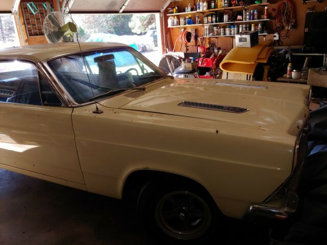 Ford Fairlane 1966 image number 1