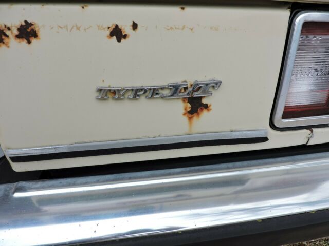 Chevrolet Camaro 1974 image number 11