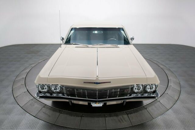 Chevrolet Impala 1965 image number 12