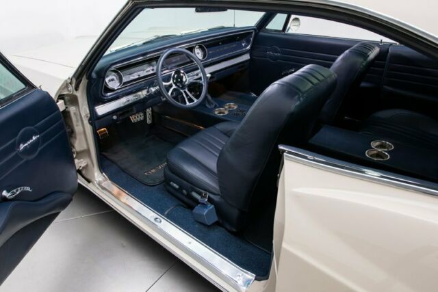 Chevrolet Impala 1965 image number 3