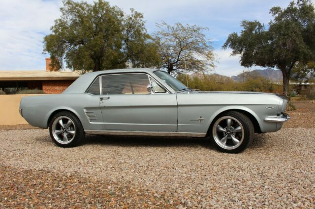 Ford Mustang 1966 image number 1