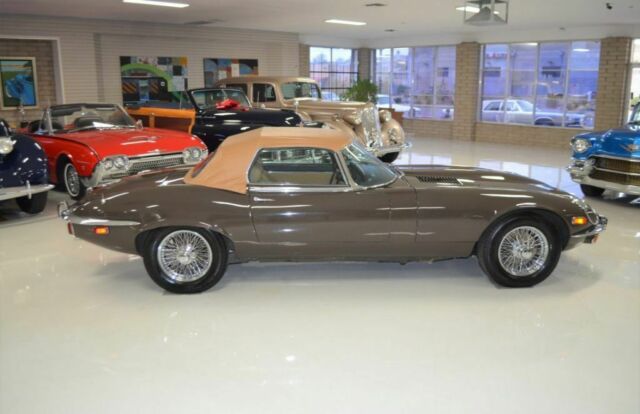 Jaguar XK 1972 image number 38