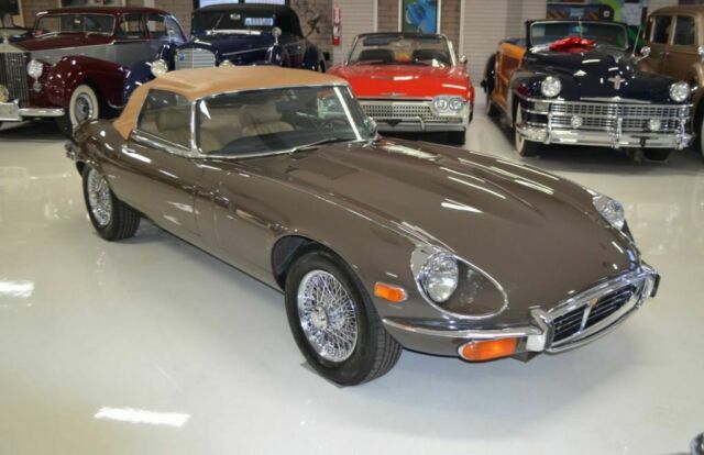 Jaguar XK 1972 image number 42