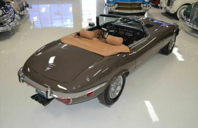 Jaguar XK 1972 image number 9