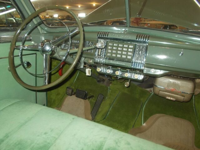 Chrysler Windsor Series 1948 image number 8
