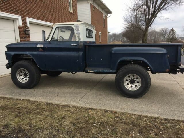 Chevrolet K20 Pickup 1964 image number 4