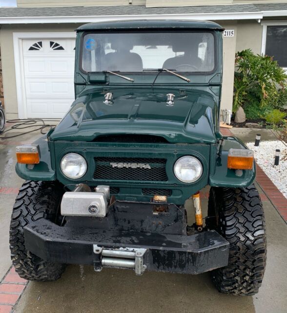 Toyota Land Cruiser 1977 image number 24