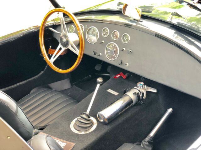 Shelby Cobra 1965 image number 43