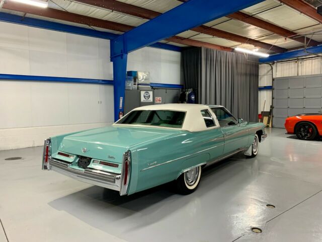 Cadillac DeVille 1975 image number 15