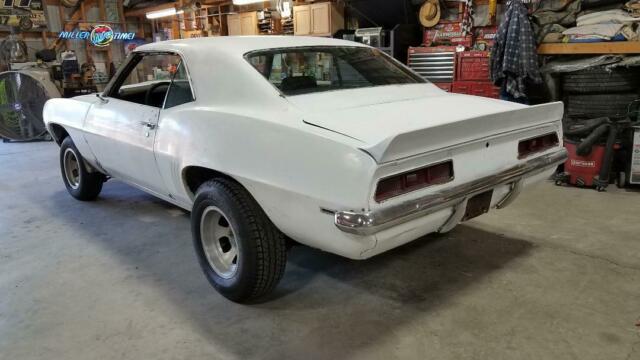 Chevrolet Camaro 1969 image number 2