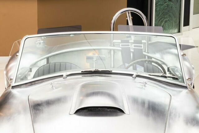 Shelby Cobra 1965 image number 22