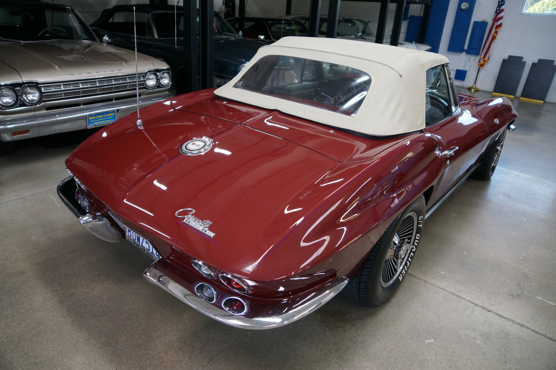 Chevrolet Corvette 1965 image number 40
