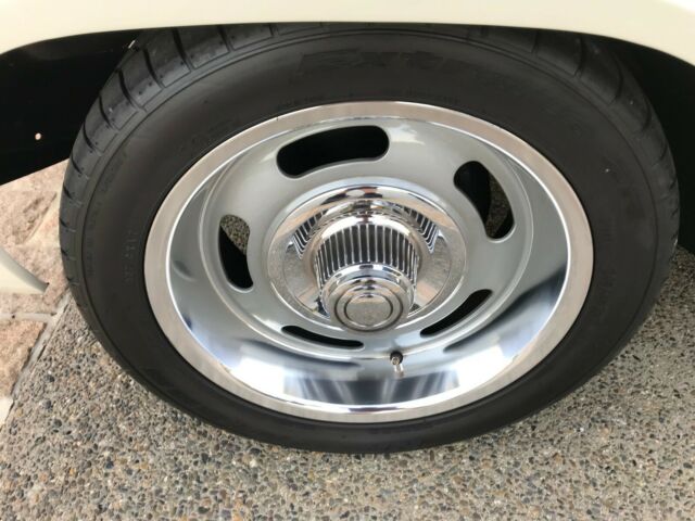 Chevrolet Biscayne 1966 image number 34