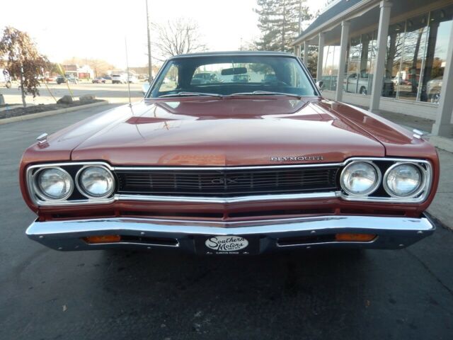 Plymouth GTX 1968 image number 2