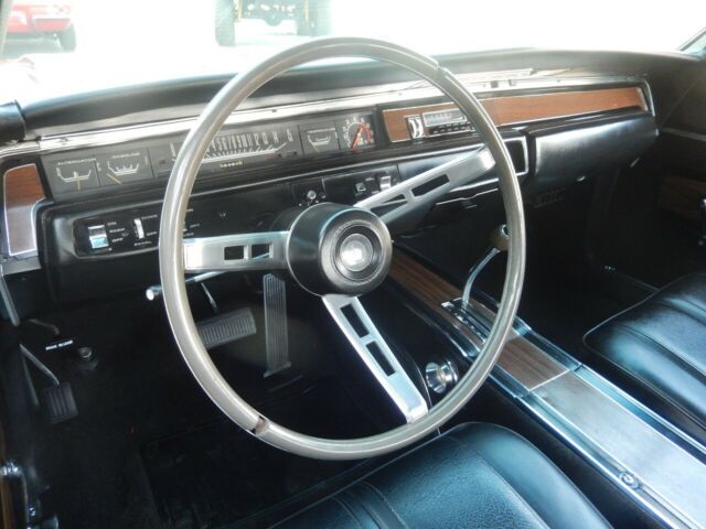 Plymouth GTX 1968 image number 8
