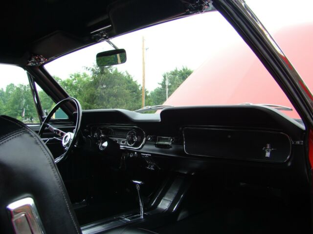 Ford Mustang 1964 image number 27