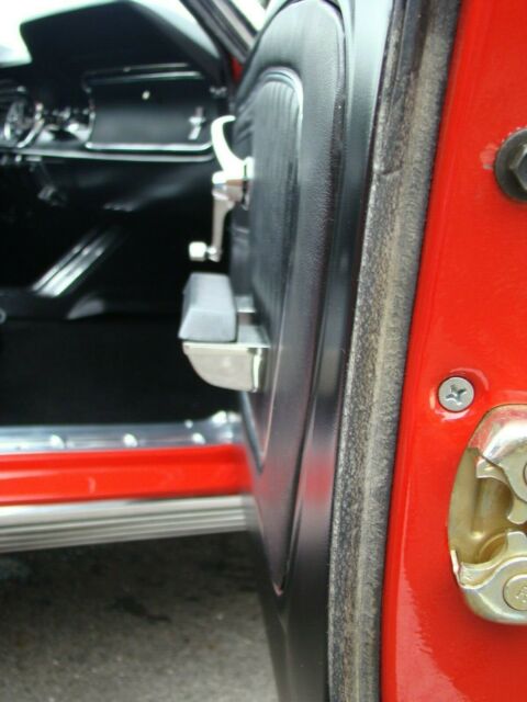 Ford Mustang 1964 image number 28