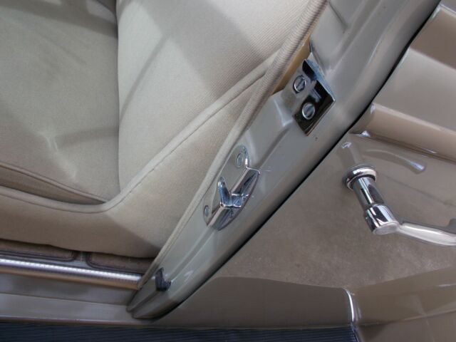 Buick 90 Series 1933 image number 36