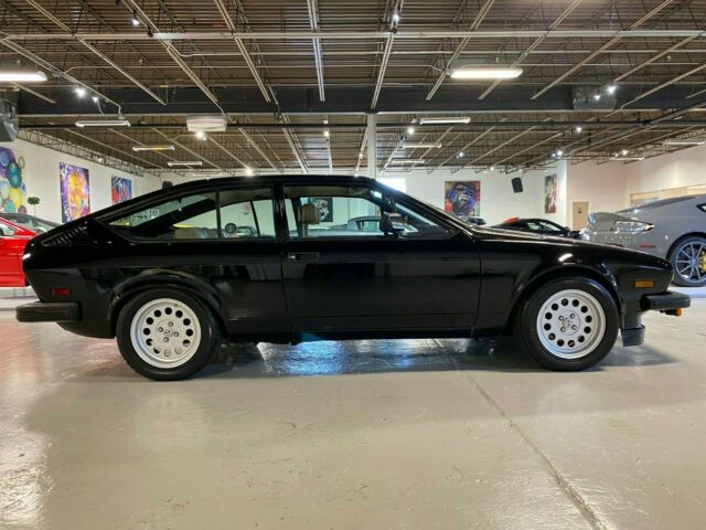 Alfa Romeo Alfetta GT 1978 image number 29