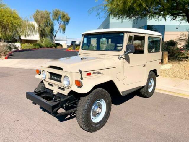 Toyota Land Cruiser 1970 image number 18