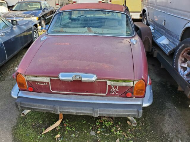 Jaguar XJ12 1975 image number 5