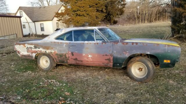 Plymouth Satellite 1970 image number 2