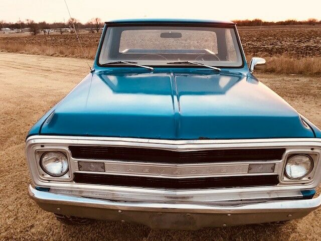 Chevrolet Chevy 1968 image number 32