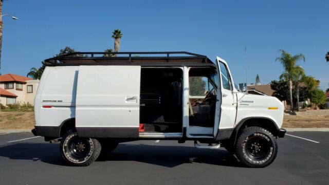 Ford E-Series Van 1978 image number 4