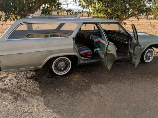 Chevrolet Impala 1965 image number 5