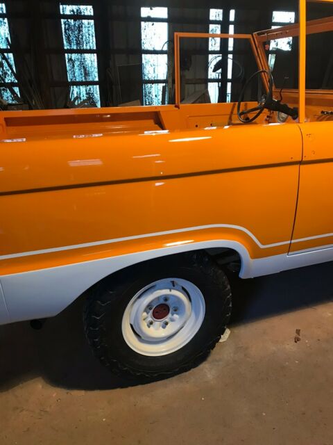 Ford Bronco 1966 image number 34