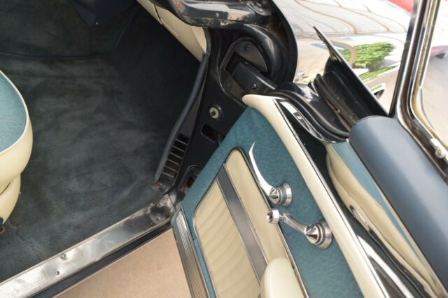 Cadillac DeVille 1957 image number 20