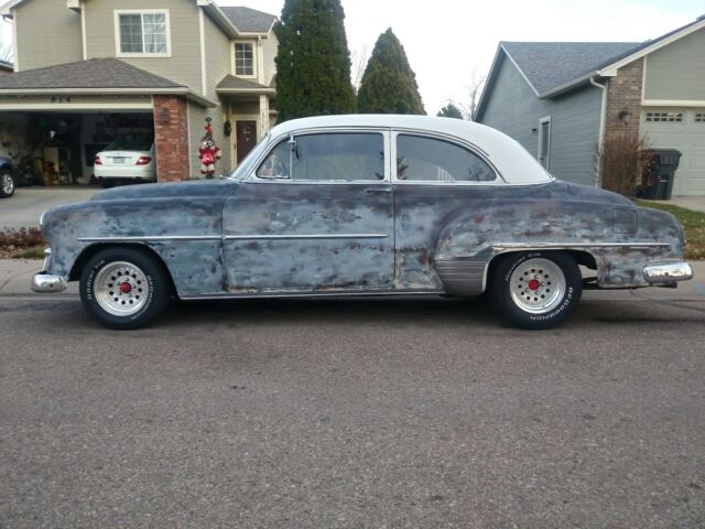 Chevrolet Styleline Deluxe 1952 image number 26