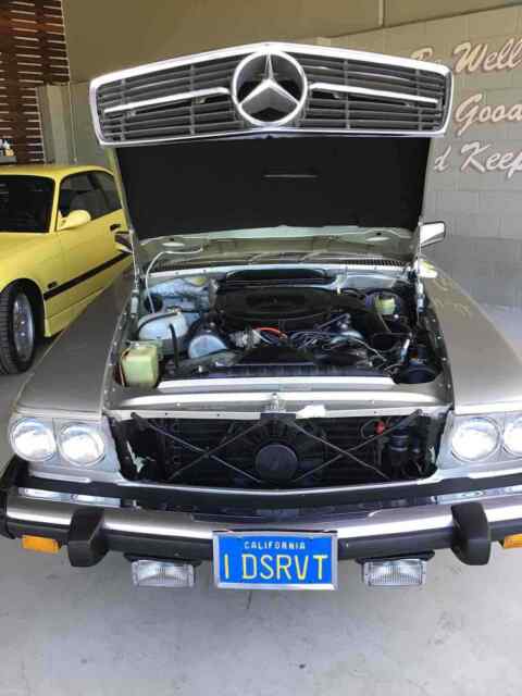 Mercedes-Benz 450SL 1976 image number 11