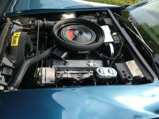 Chevrolet Corvette 1973 image number 25