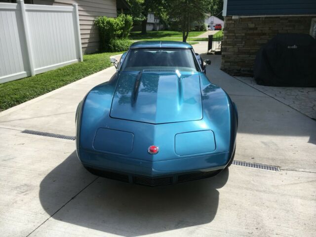 Chevrolet Corvette 1973 image number 3