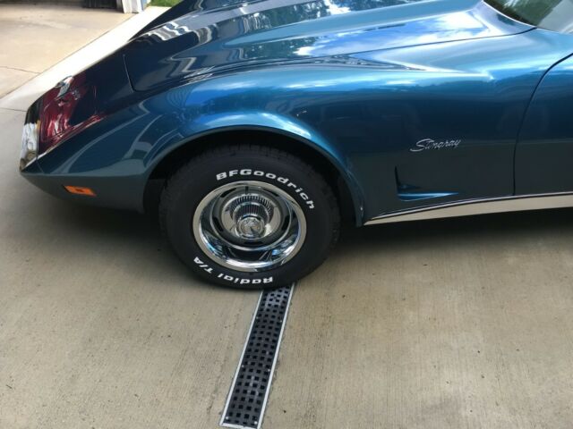 Chevrolet Corvette 1973 image number 32